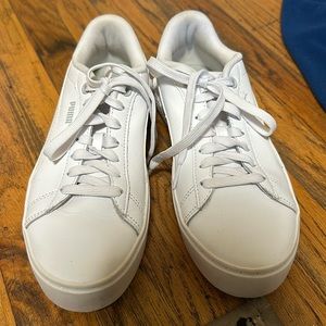 great shoe in good condition.